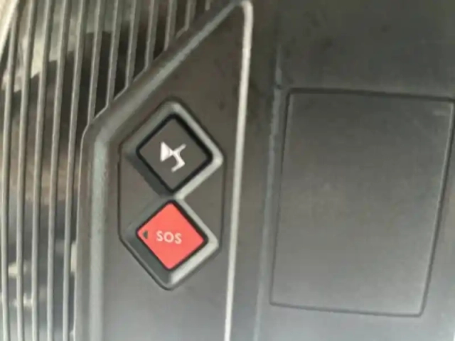 Ds Ds 4 puretech 130 eat8 — photo 23