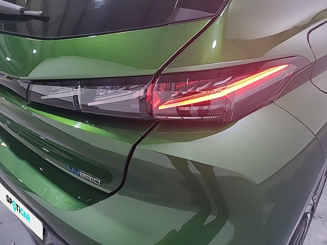 Peugeot 308 phev 225 e-eat8 gt — photo 25