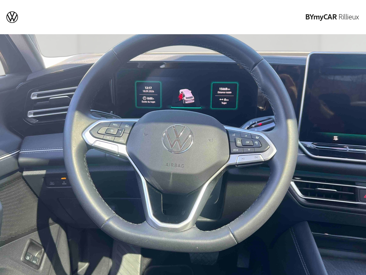 Volkswagen Tiguan 1.5 eHybrid 204ch DSG6 — photo 10