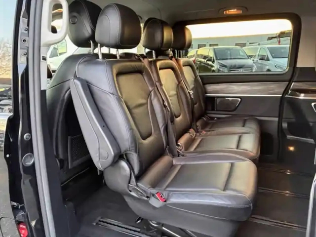 Mercedes Cla sse v 300 d extra-long avan — photo 32