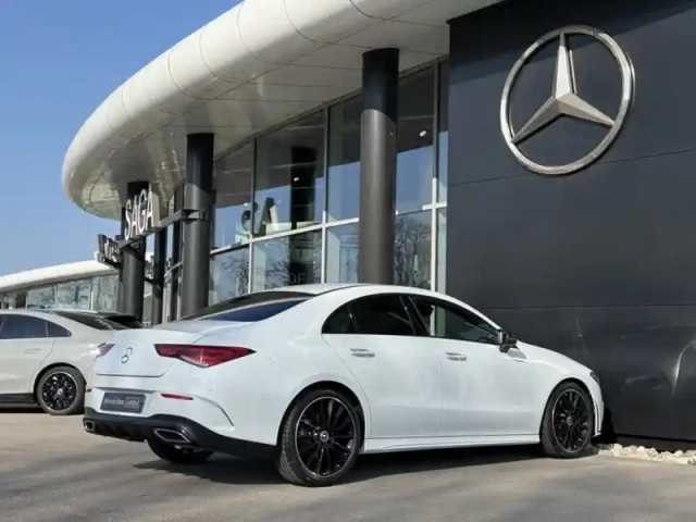 Mercedes Cla coupé 200 d amg line — photo 2