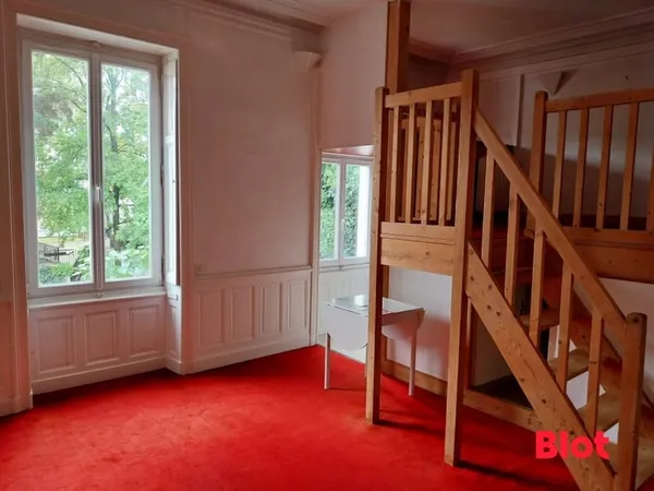 A vendre chez Blot Immobilier - Appartement T1 bis proche de l'Ile de Versailles