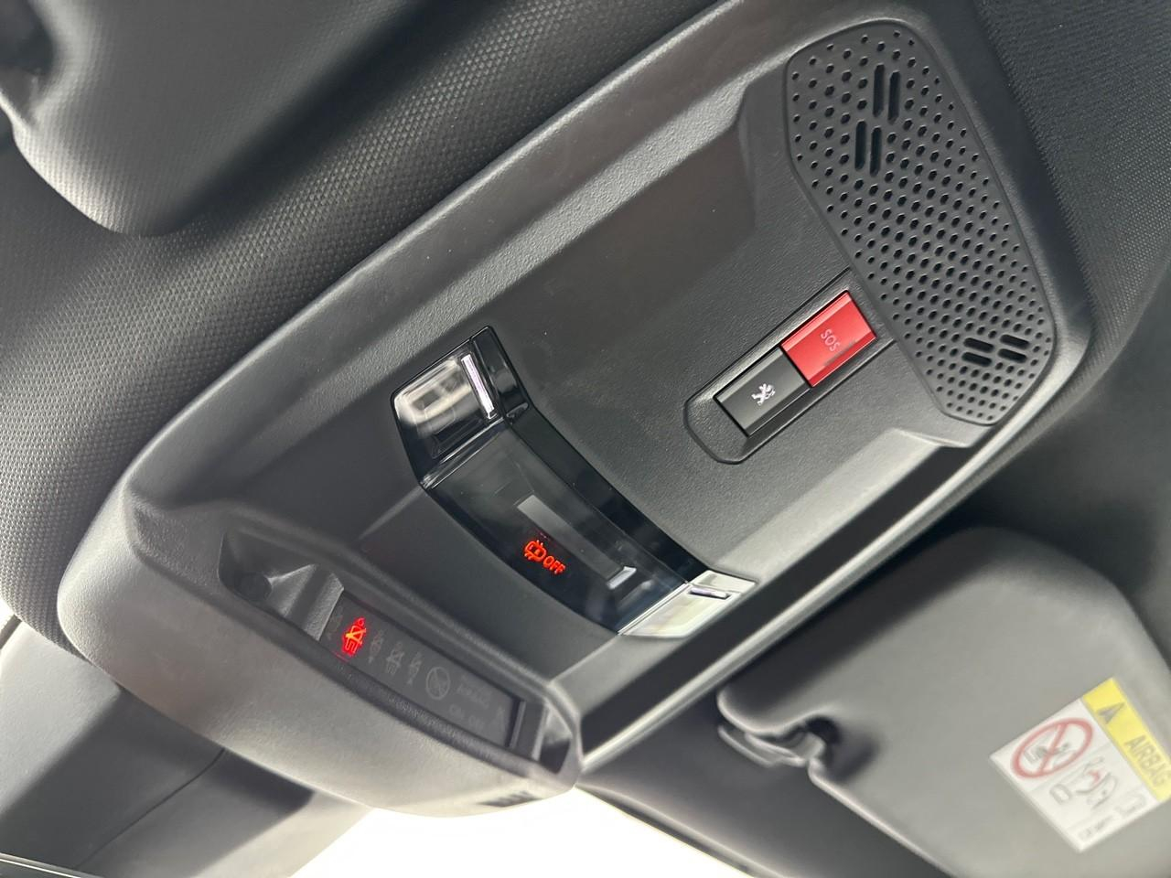 Peugeot 2008 puretech 130 s&s eat8 gt — photo 33