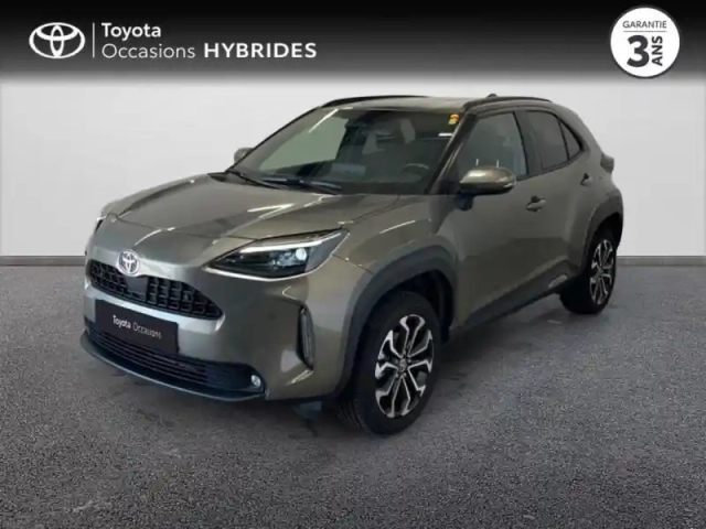 Toyota Yaris cross 116h design mc24