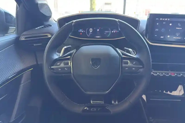 Peugeot 208 hybrid 100 e-dcs6 — photo 47