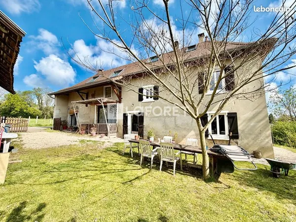 Propriété 7 pièces 190 m²