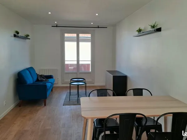 T3 meublé refait à neuf avec balcon