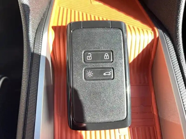 Renault 5 renault  e-tech electrique 10 ch autonomie confort — photo 21