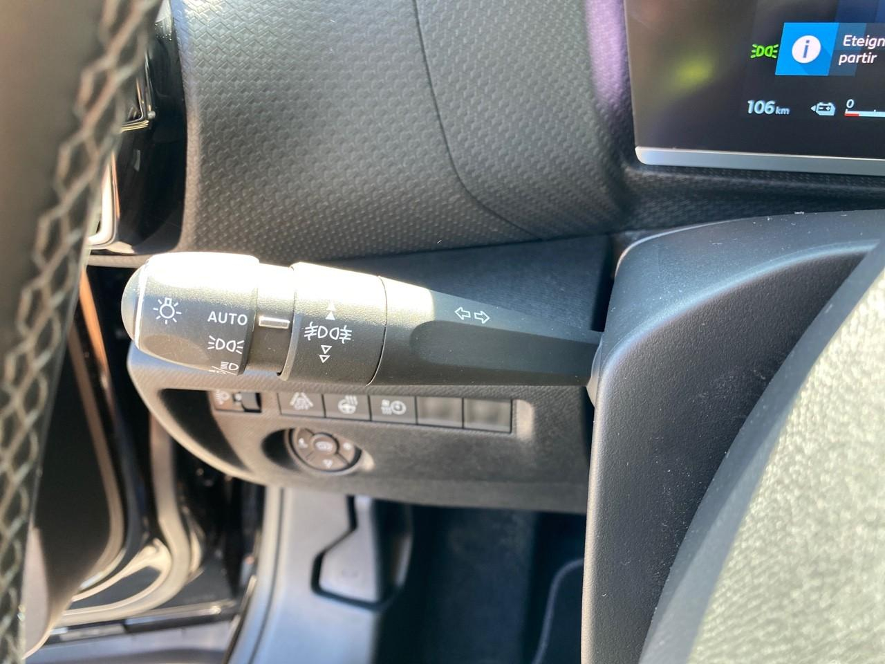 Citroën C4 moteur electrique 136ch (100 kw) shine automatique — photo 21