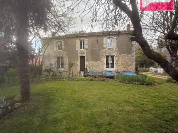 Maison Sainte Hermine 7 pièce(s) 147 m2