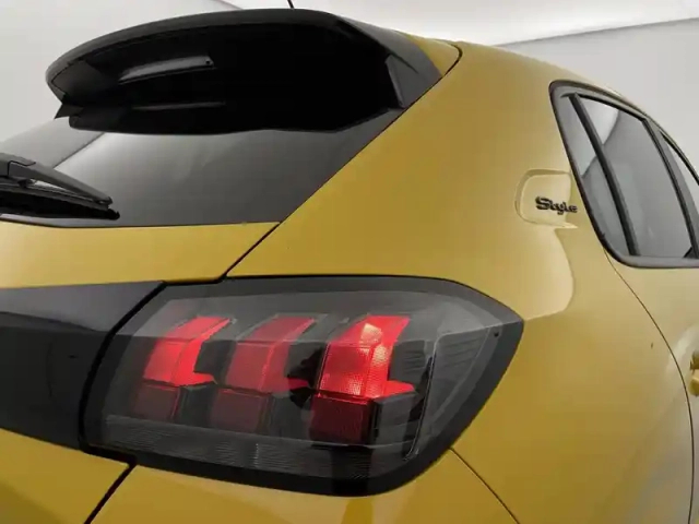 Peugeot 208 puretech 100 s&amp;s bvm6 — photo 25