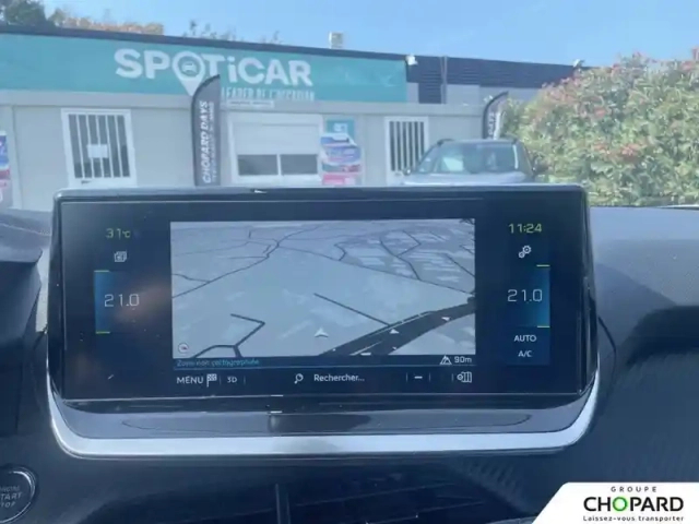 Peugeot 2008 electrique 136 ch — photo 14
