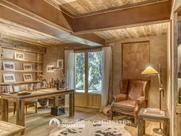 Chalet 10 pièces 437 m²