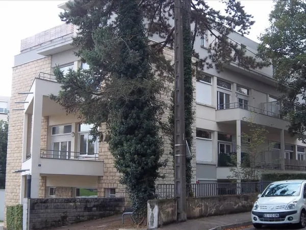 Stationnement Location Besançon   20€