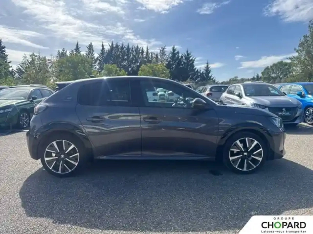 Peugeot 208 puretech 130 s&amp;s eat8 — photo 31