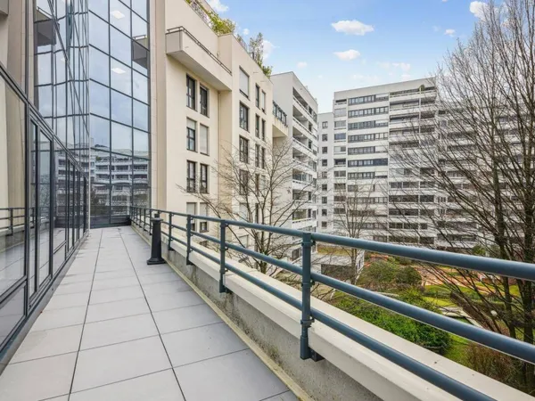 Bureau 3536 m²