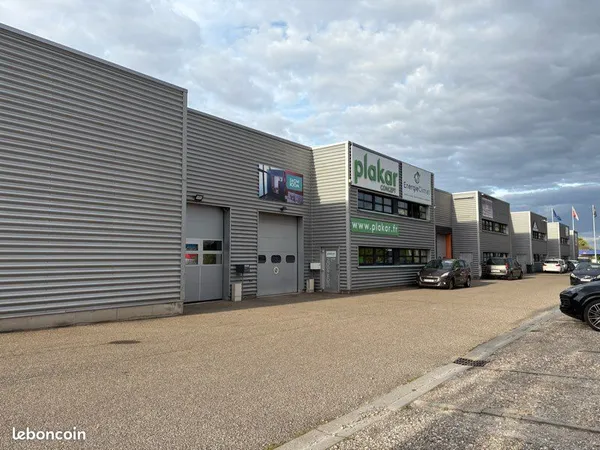 Hall d'activité ZONE AUTO SOUFFELWEYERSHEIM