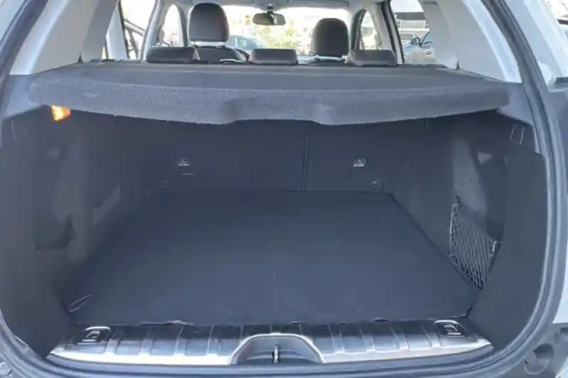 Peugeot 2008 puretech 130ch s&amp;s bvm6 — photo 11