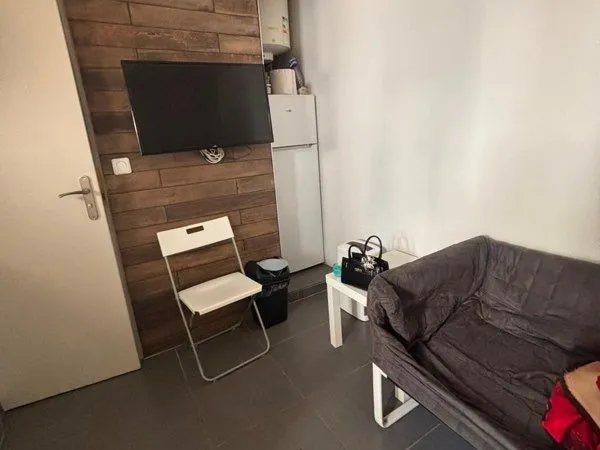 T2 dispo en sous location