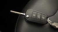 Peugeot 2008 1.2 PureTech 110ch E6.c Crossway S&S 5cv — photo 16