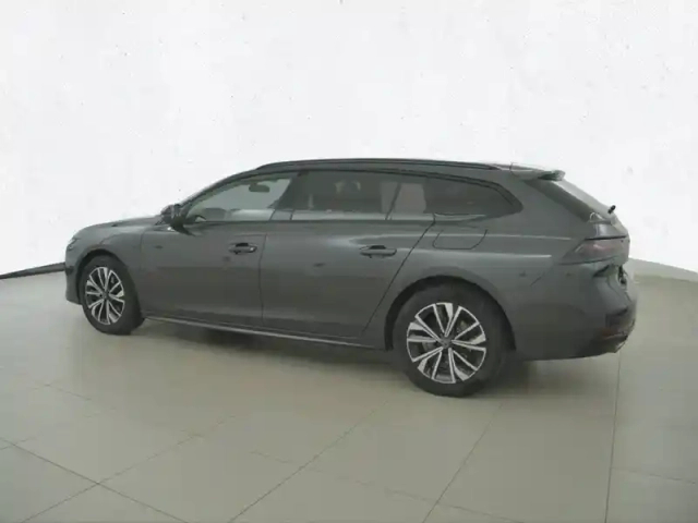 Peugeot 508 sw hybrid 180 e-eat8 — photo 3