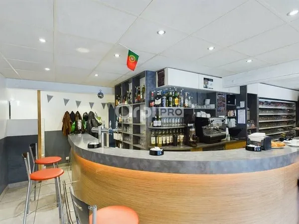 Café bar 100 m²