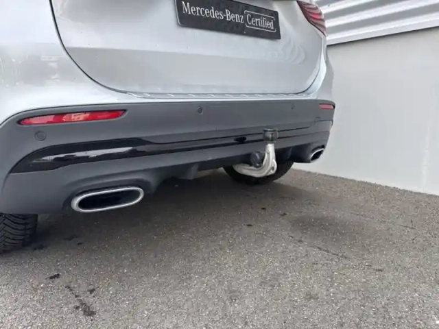 Mercedes Gla 200 d amg line — photo 14