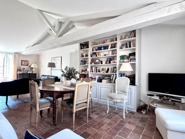 Appartement 4 pièces 82 m²