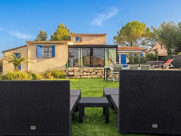 Villa 4 pièces 108 m²