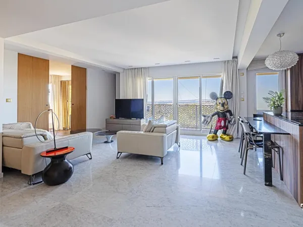 Vends t3 - 77 m² - Marseille 9Ème 13009
