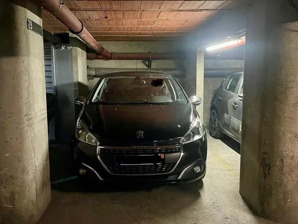 Place de parking à louer - Rue Maurice Fonvieille, Toulouse