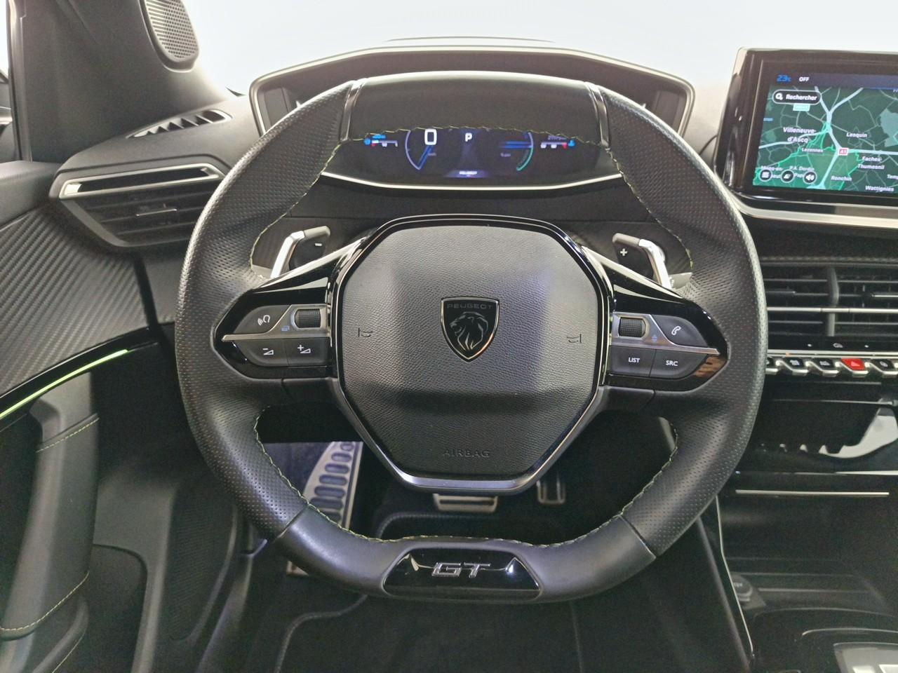 Peugeot 2008 hybrid 136 e-dcs6 gt — photo 15