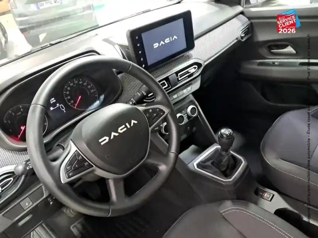 Dacia Sandero 1.0 tce 90ch journey — photo 15