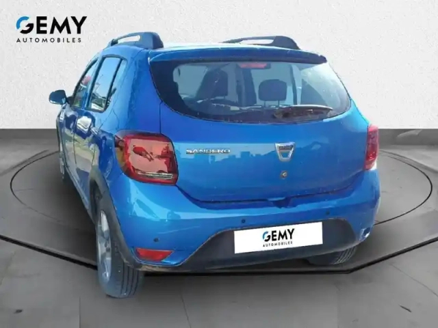 Dacia Sandero sce 75 — photo 7