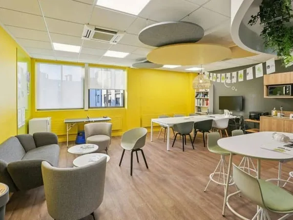 Bureaux 1560 m²