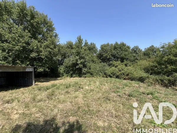 Terrain 1008 m² Targon