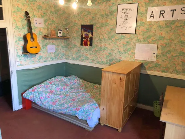 Loue chambre proche Angers