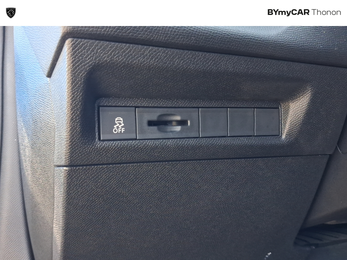Peugeot 308 PureTech 130ch S&amp;S EAT8 — photo 25