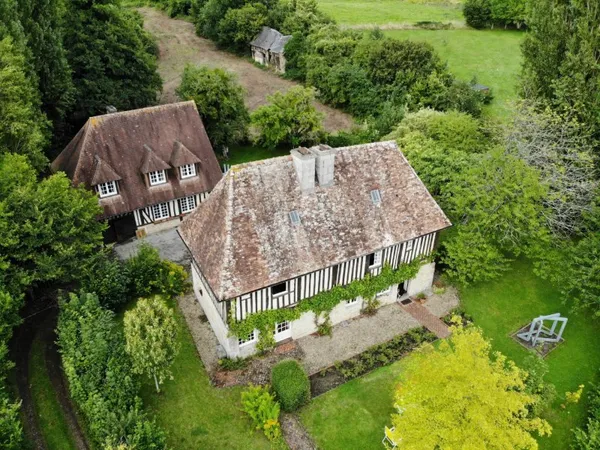 Vends Manoir normand - 6 chambres, 268m², La Roque-Baignard (14)