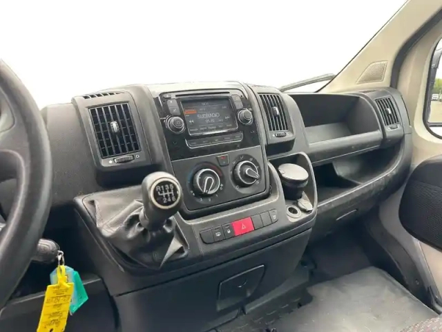 Peugeot Boxer fg 335 l2h2 2.0 bluehdi 110 cabine approfondie pro — photo 13