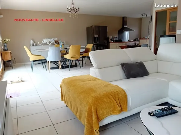 Maison linselles
