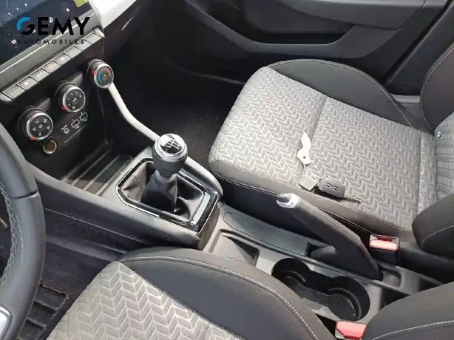 Renault Clio tce 90 — photo 12