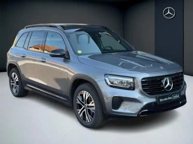 Mercedes Glb 200 d progressive line — photo 27