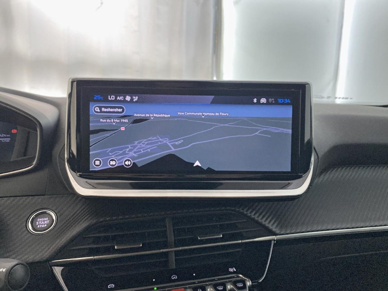 Peugeot 2008 hybrid 145 ch e-dcs6 allure — photo 14