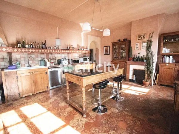 Appartement 5 pièces 150 m²