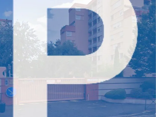 Emplacement parking dans résidence sécurisée
