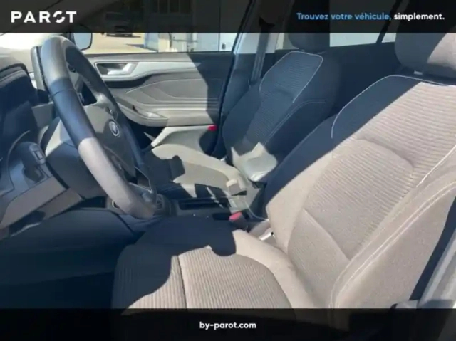 Ford Focus 1.0 flexifuel mhev 125ch titanium style — photo 10