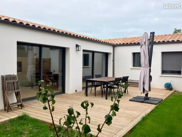Maison neuve de plain-pied - SOULLANS