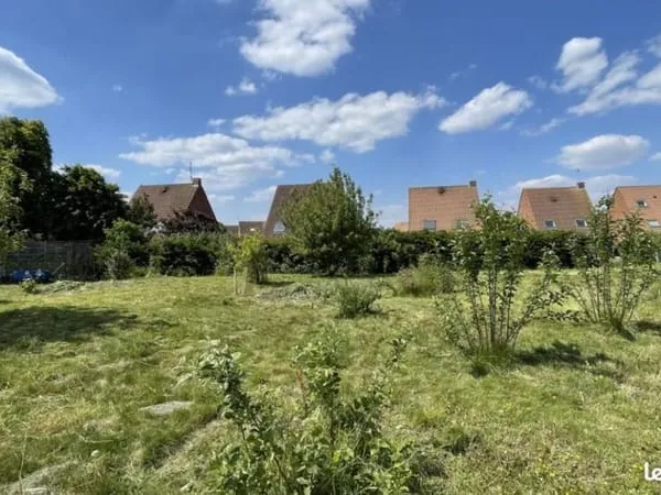 Terrain 649 m²