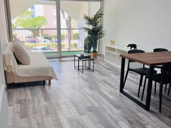 Super appartement entièrement rénové
